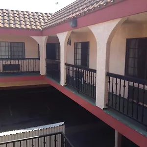 Motel La Mirage, Long Beach